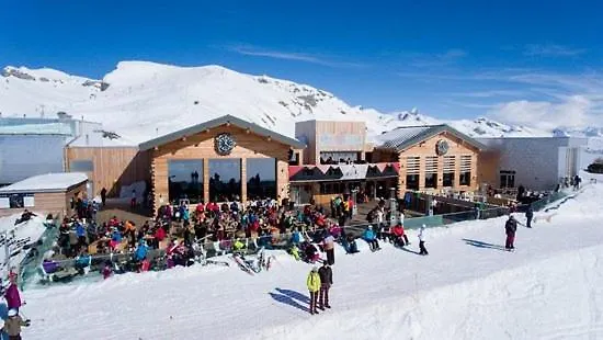 With Garden Daltons 1